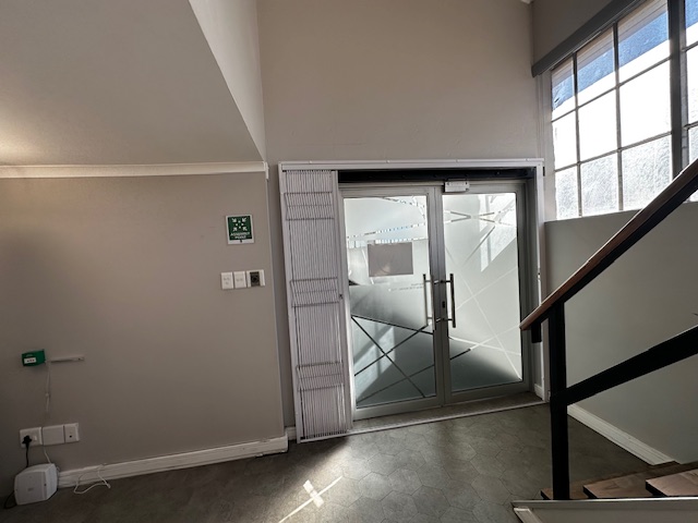 To Let Commercial Property for Rent in Woodstock Western Cape